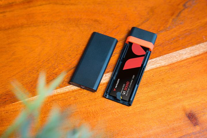 Produktbild Verbatim USB3.2 Gen2 Store 'n' Go M.2 NVMe SSD Enclosure Kit (M.2)