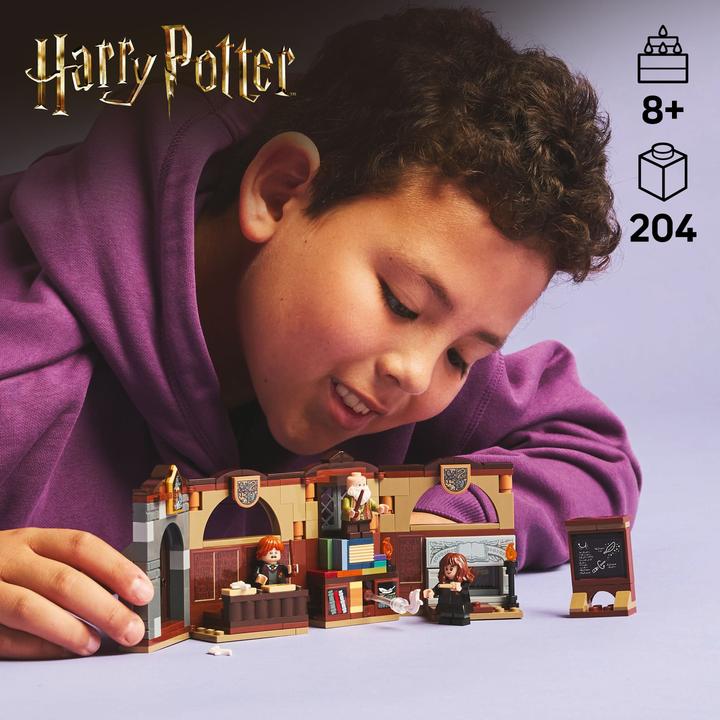 Produktbild LEGO Schloss Hogwarts: Zauberkunstunterricht (76442, LEGO Harry Potter)