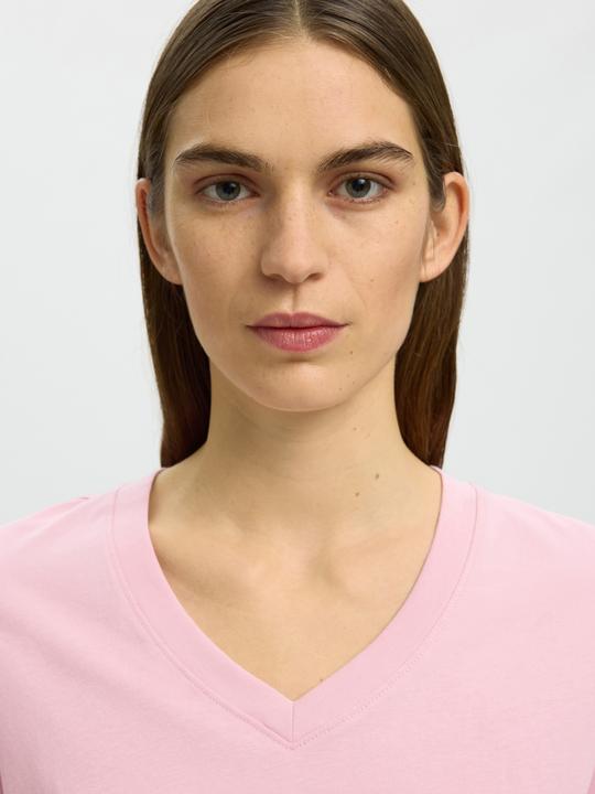 Produktbild Selected Slfessential Ss V-Neck Tee Noos