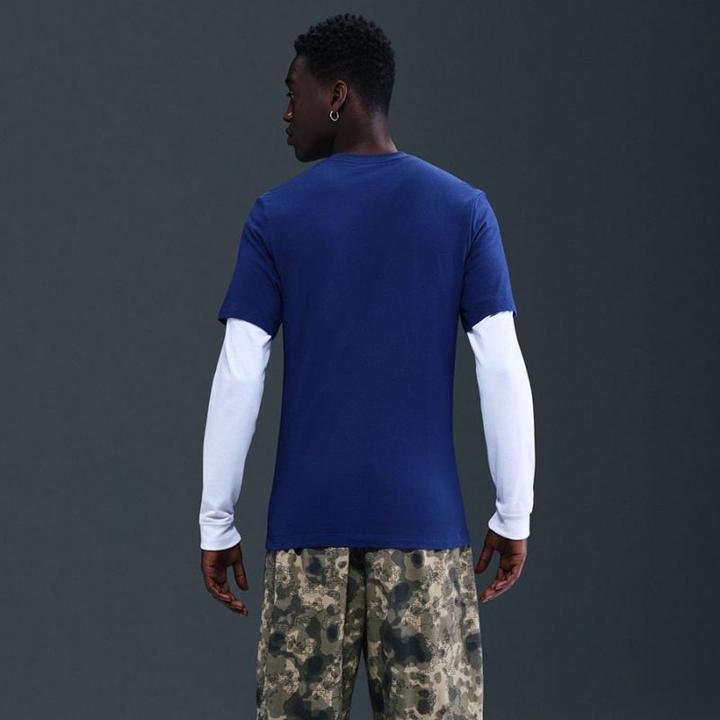 Image du produit Nike FC Barcelona Crest Tee Herren T-Shirt (M)