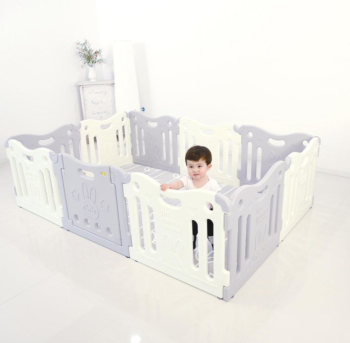 Produktbild Baby Care Playpen (219 cm, 147 cm)