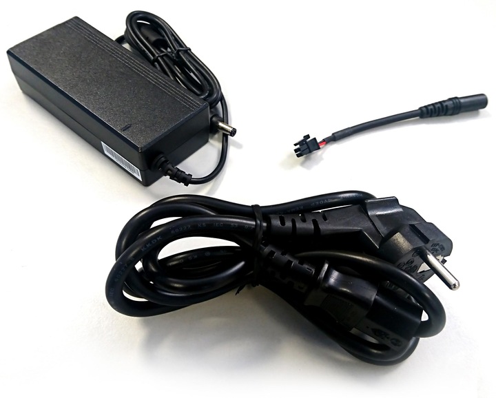 Selfsat Snipe 3 220V/230V Netzteil (Stromversorgung)