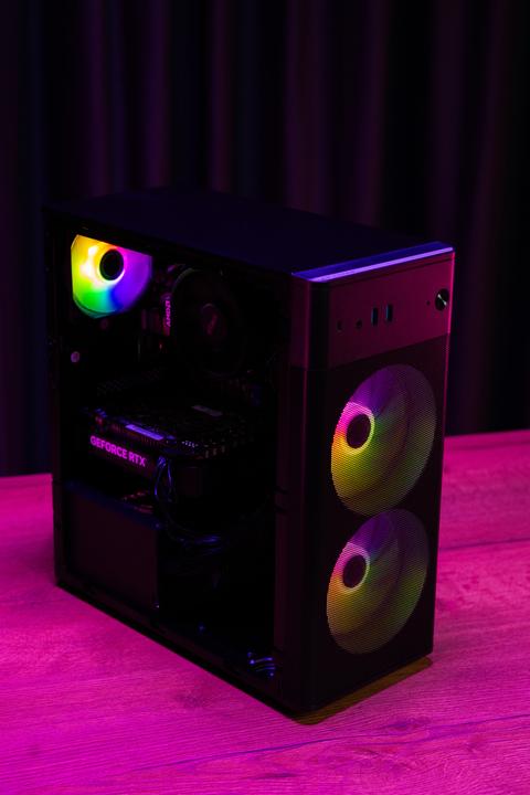 Image du produit Medion Recon E45 (AMD Ryzen 5 5500, 16 Go, 1000 Go, GeForce RTX 4060)