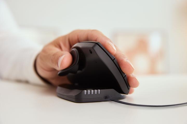 Actual product image Contour UniMouse wired left-handed black (Cable)