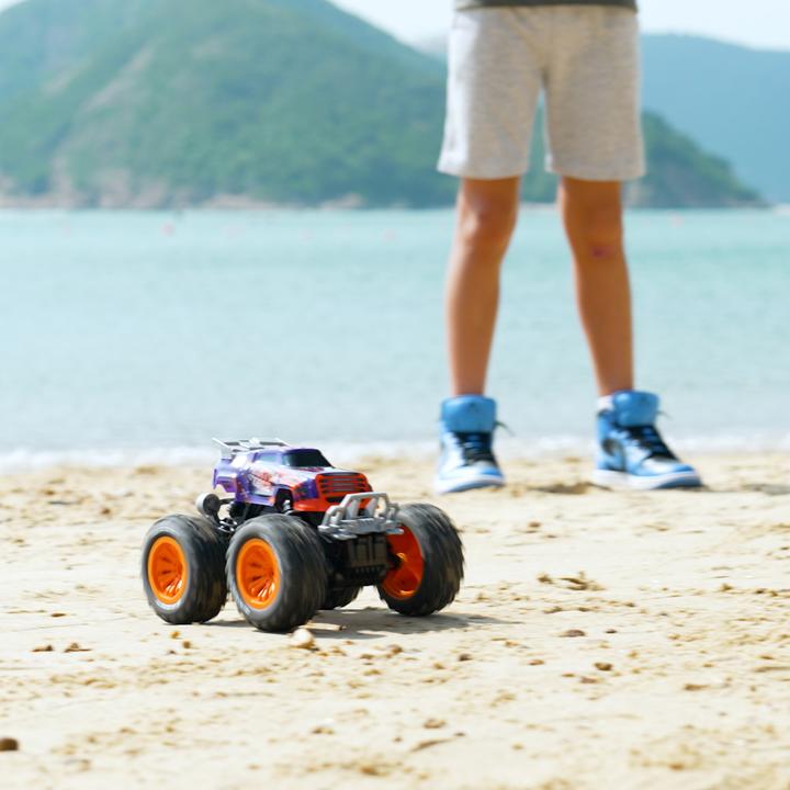 Actual product image Silverlit Phantom Race