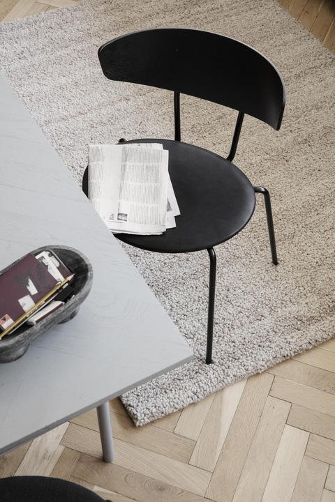 Actual product image Ferm Living Alza Bowl (25 x 14 x 9 cm)