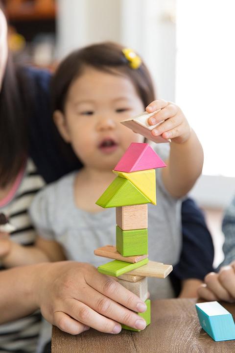 Produktbild Tegu Holzprisma farbig mit Beutel