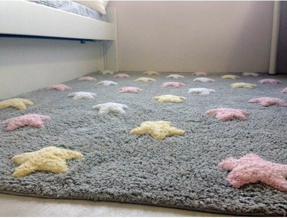 Produktbild Lorena Canals Tricolor Stars (120 x 160 cm)