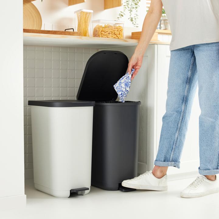 Image du produit Rotho Poubelle à pédale (35 l)