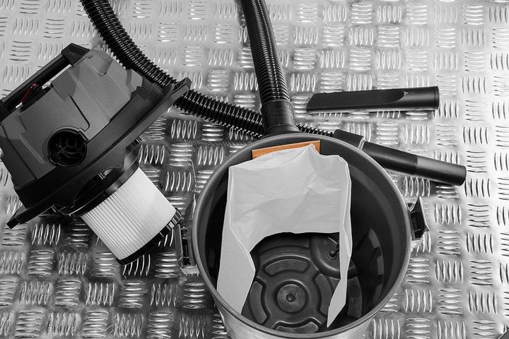 Produktbild Graphite Werkstattstaubsauger Energy+ 18V Li-lon, nass und trocken, 12L Tank (Nass-Trockensauger)