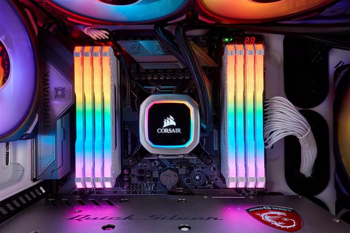 Actual product image Corsair H115i RGB Platinum
