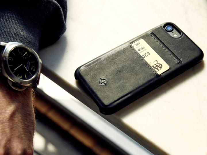 Actual product image TwelveSouth Leather Case (Apple iPhone 7 Plus)