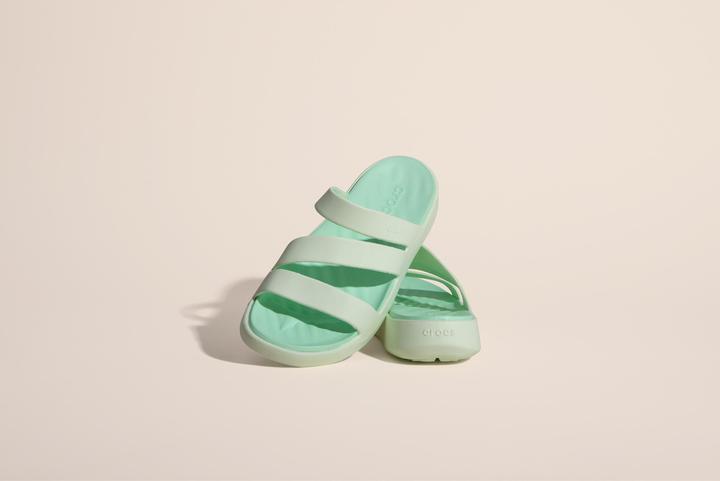 Actual product image Crocs W's Getaway Strappy (37)