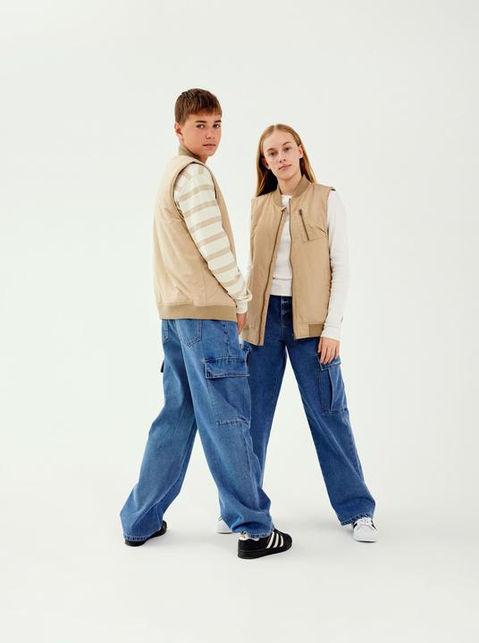 Actual product image Lmtd Zip waistcoat (134, 140)