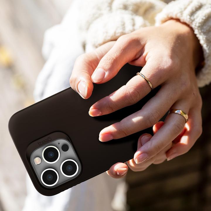 Actual product image Zagg Gear4 Cases Havana Apple Picard (Apple iPhone 14 Pro Max)