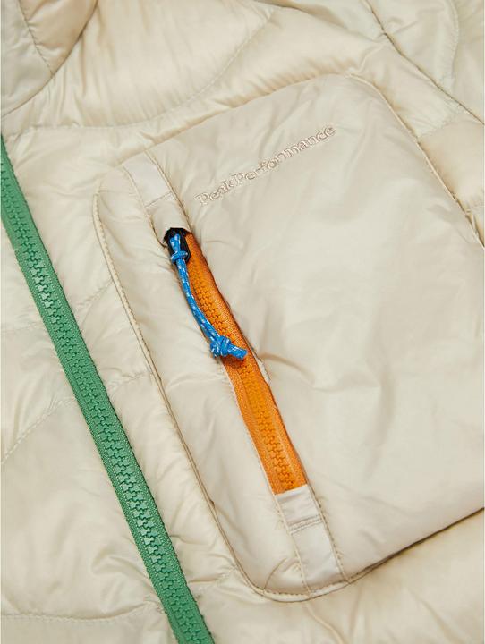 Actual product image Peak Performance Women's Helium Utility Down Hood (S)