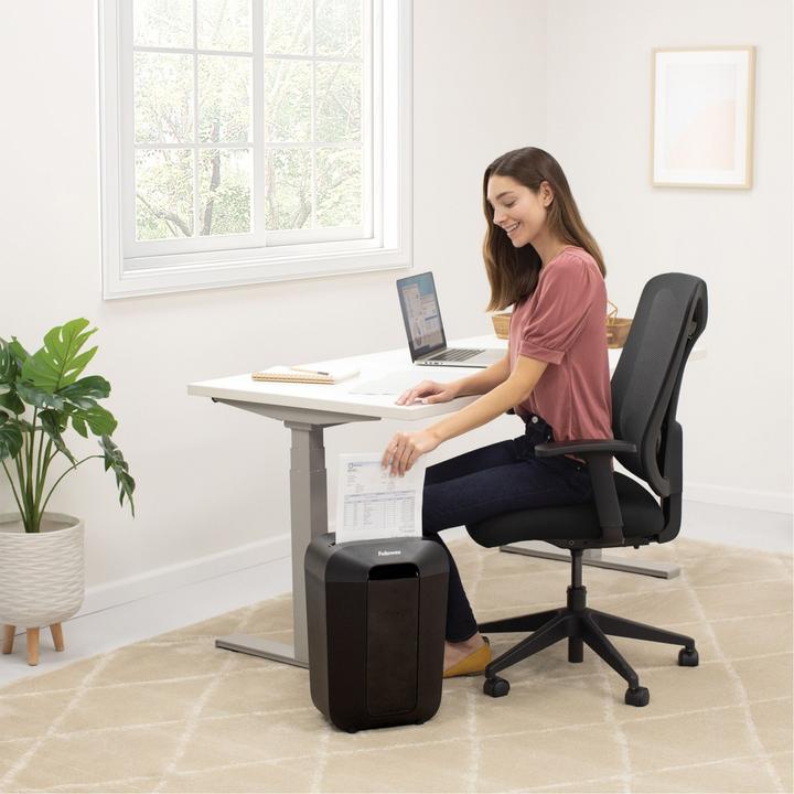 Immagine prodotto Fellowes Powershred LX70 P-4 trituratore, 11 pagine (Taglio delle particelle)