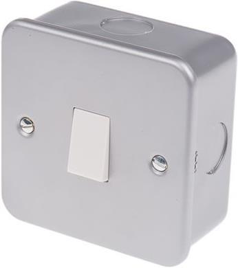 Produktbild RS PRO Metalclad 2 way single switch 6A