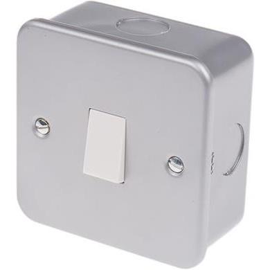 RS PRO Metalclad 2 way single switch 6A - kaufen bei Digitec