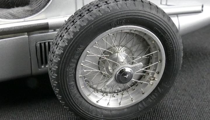 Actual product image CMC Mercedes-Benz W25,1935 Grand Prix Monaco #4 Luigi Fagioli Limited Edition 2,000 pcs.