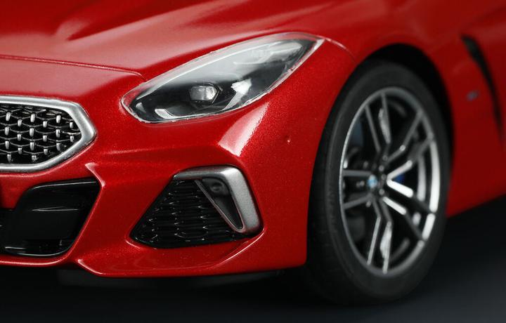 Immagine prodotto Meng-Model BMW Z4 M40i
