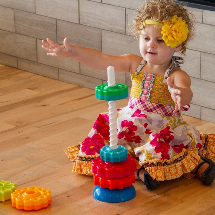 Actual product image Fat Brain Toys spin again (German)