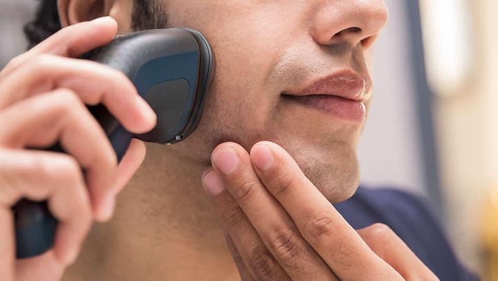 Produktbild Philips Shaver Series 1000 Aqua Touch (S1121/41)