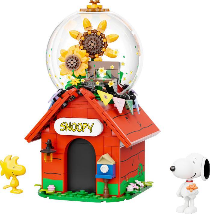 Actual product image Pantasy x Snoopy Red House 86918