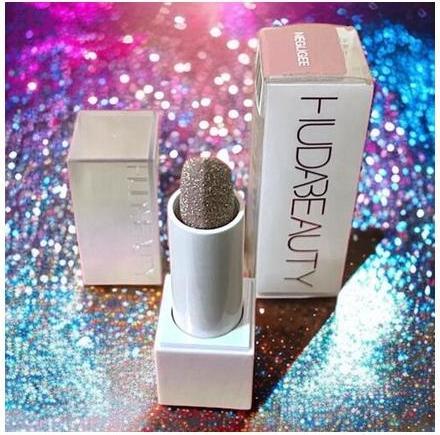 Produktbild Huda Beauty Diamond Balm Sparkling Lip Balm in Negligee Transparent Nude (Lippencrème, 40 ml)