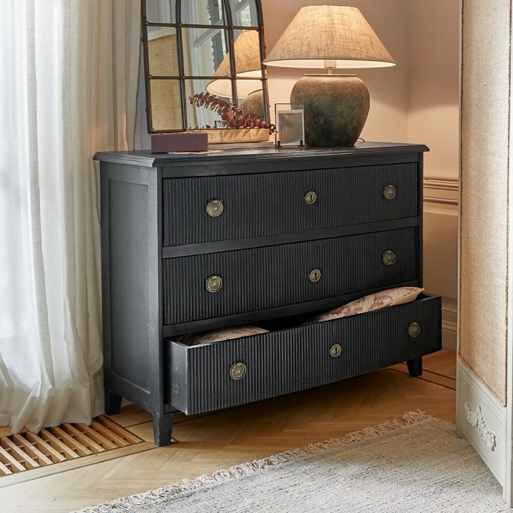 Produktbild Loberon Kommode Boissiére antikschwarz (105 x 50 x 88 cm)