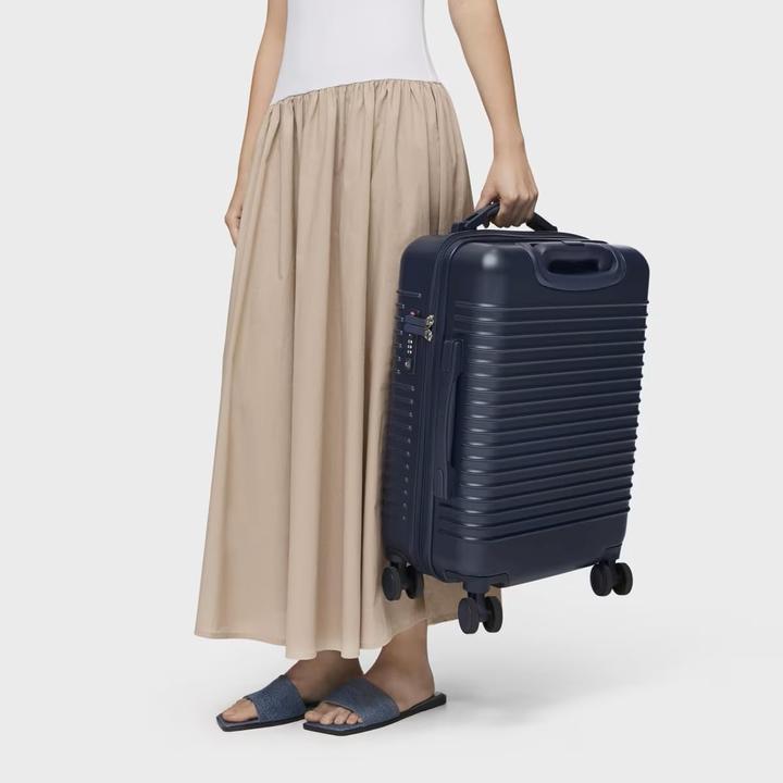 Image du produit Tous Valise rigide à roulettes pivotantes