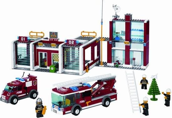 Immagine prodotto LEGO Caserma pompieri (7208, LEGO City)