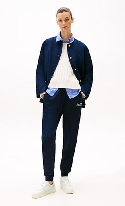 Actual product image Tommy Hilfiger Essential Basket Sneaker (38)