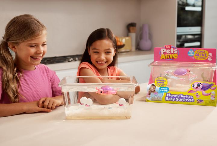 Actual product image Zuru Pets Alive - Mama Turtle & Baby Surprise