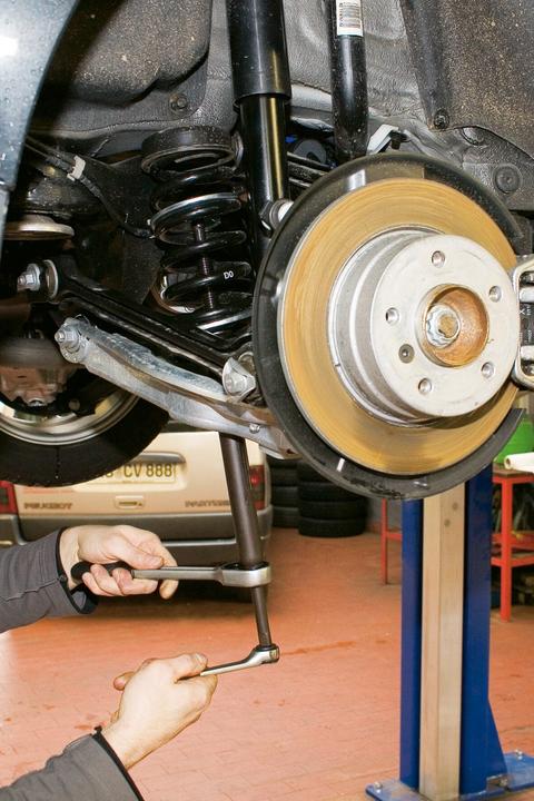 Actual product image HAZET Internal spring compressor