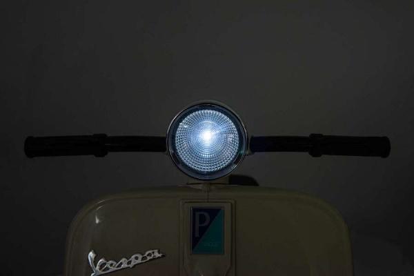 Actual product image Es-toys VESPA 150 VL1T Lizenziert mit 12V7A Akku 2 Motoren, Ledersitz (12 V)