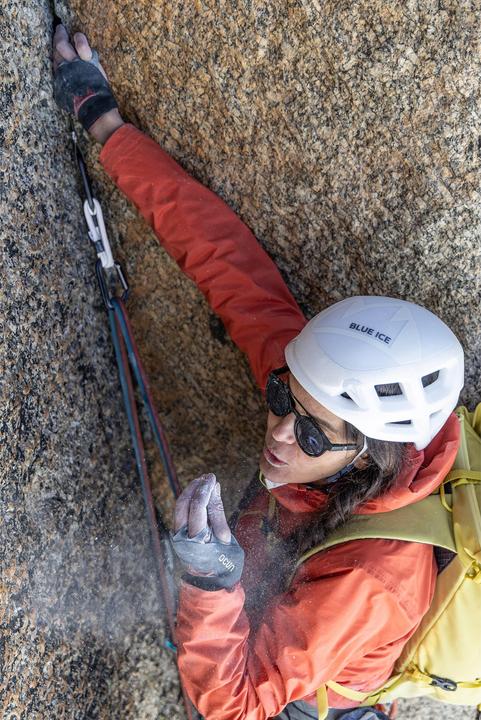 Produktbild Blue Ice Blast Helmet (52 - 58 cm)