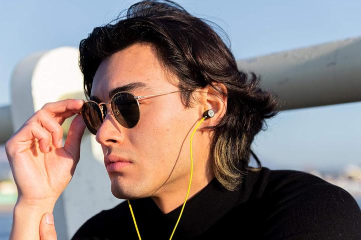 Produktbild Ludos Ultra In-Ear Kopfhörer mit Mikrofon (Kabelgebunden)