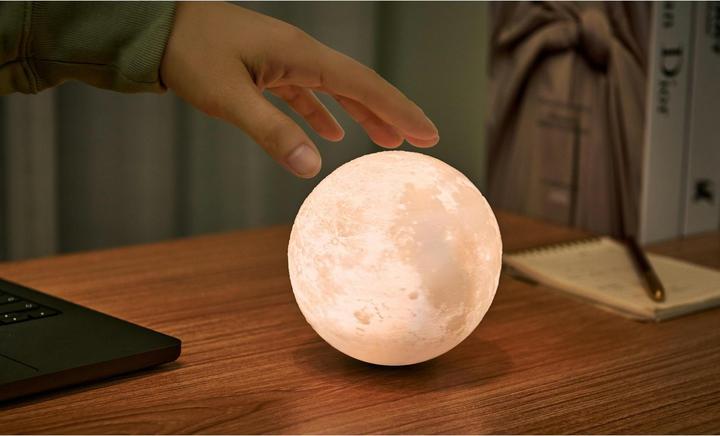 Actual product image Gingko Luna (1700 lm)