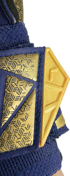 Actual product image Reusch Attract Gold X