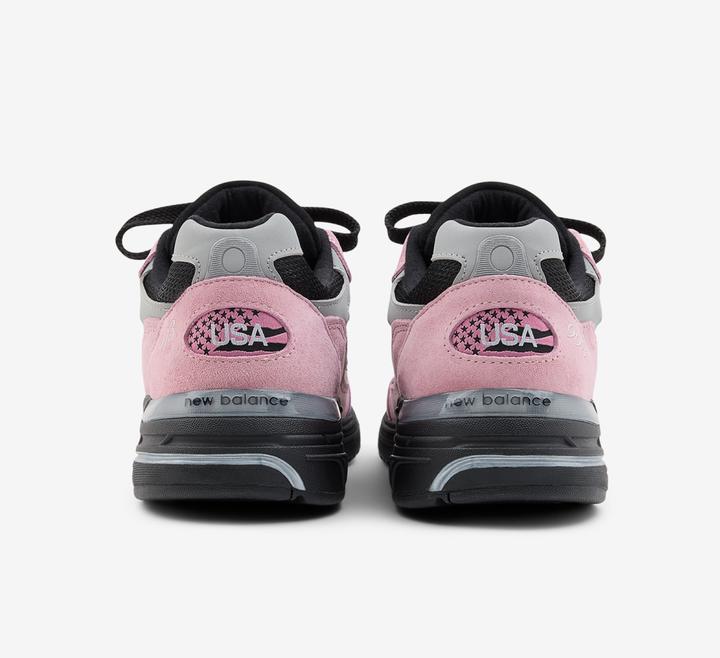 Produktbild New Balance U993PB (45)