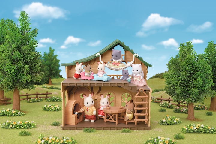 Actual product image Sylvanian Families House at the lake