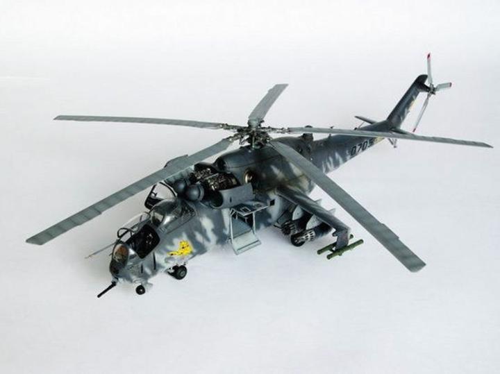 Actual product image Trumpeter Mil Mi-24 V Hind-E