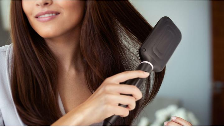 Actual product image Philips StyleCare Essential smoothing brush