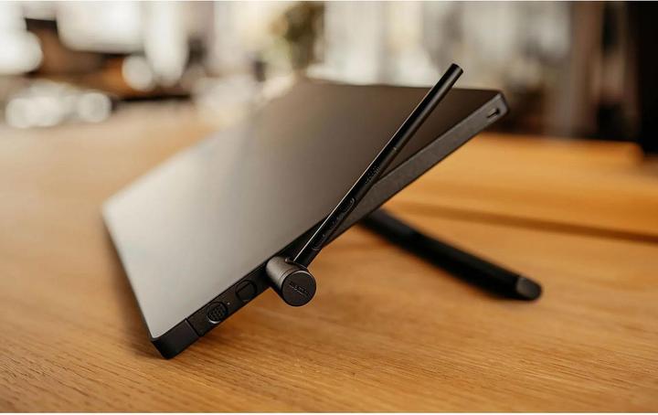 Immagine prodotto Wacom Cintiq 16 DTK168 (16", 5080 lpi)