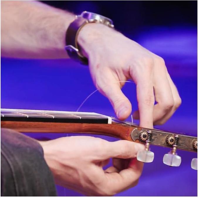 Actual product image Augustine Classic Black Soft (6 x, Guitar, 0.04")