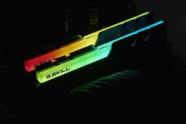Produktbild G.Skill Trident Z RGB (2 x 8GB, 3000 MHz, DDR4-RAM, DIMM)