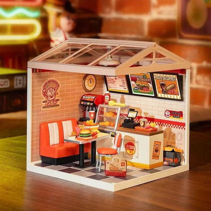 Actual product image Robotime Yum Yum Burgers