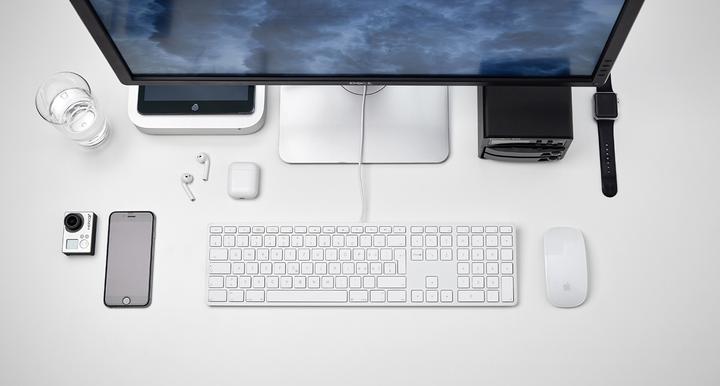 Actual product image LMP Keyboard KB-1243 White, FR layout with numeric keypad (FR, Cable)