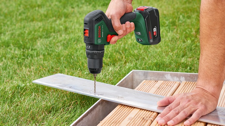 Actual product image Bosch Home & Garden Universal Impact 18V-60 (Rechargeable battery operated)